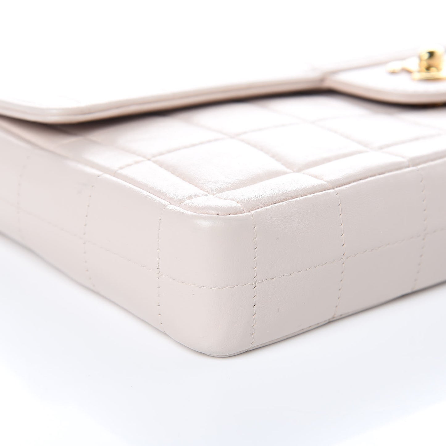 Lambskin East West Chocolate Bar Flap Pink