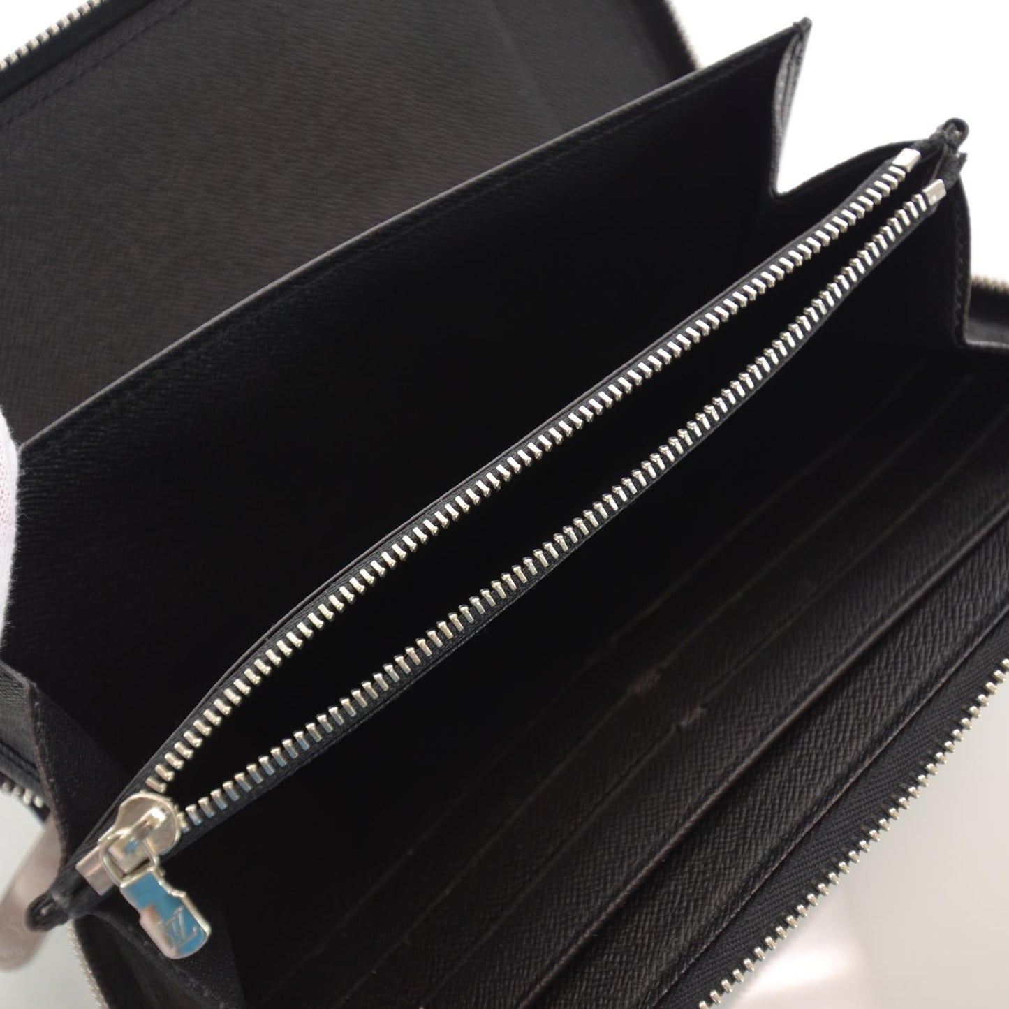 Epi Zippy Organizer Wallet Black
