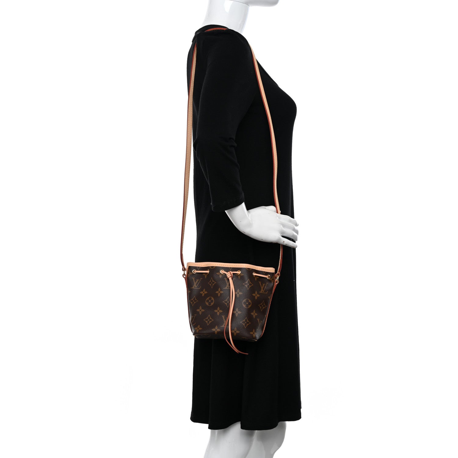 Louis Vuitton Monogram Nano Noe 2 of 10