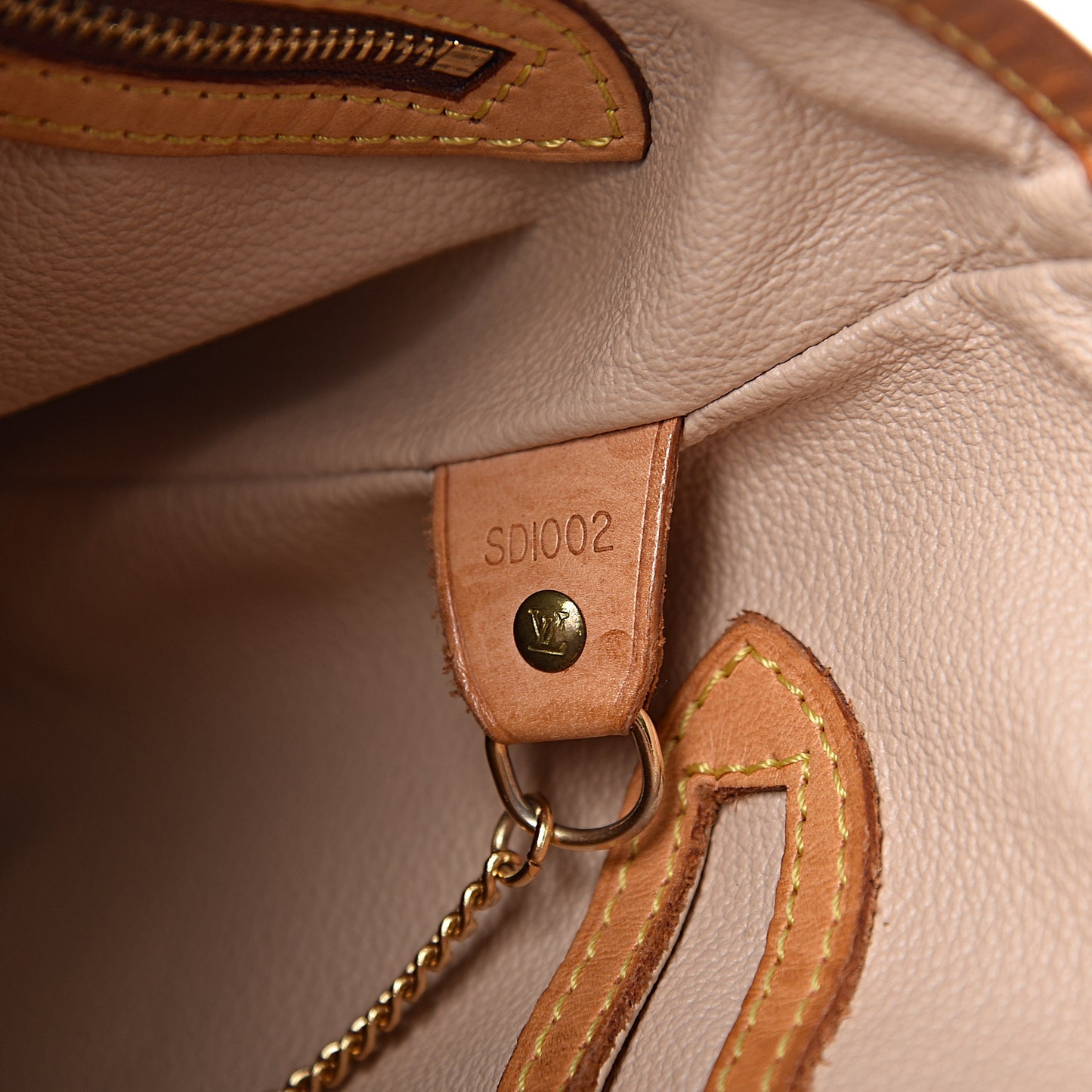 Monogram Petit Bucket 23
