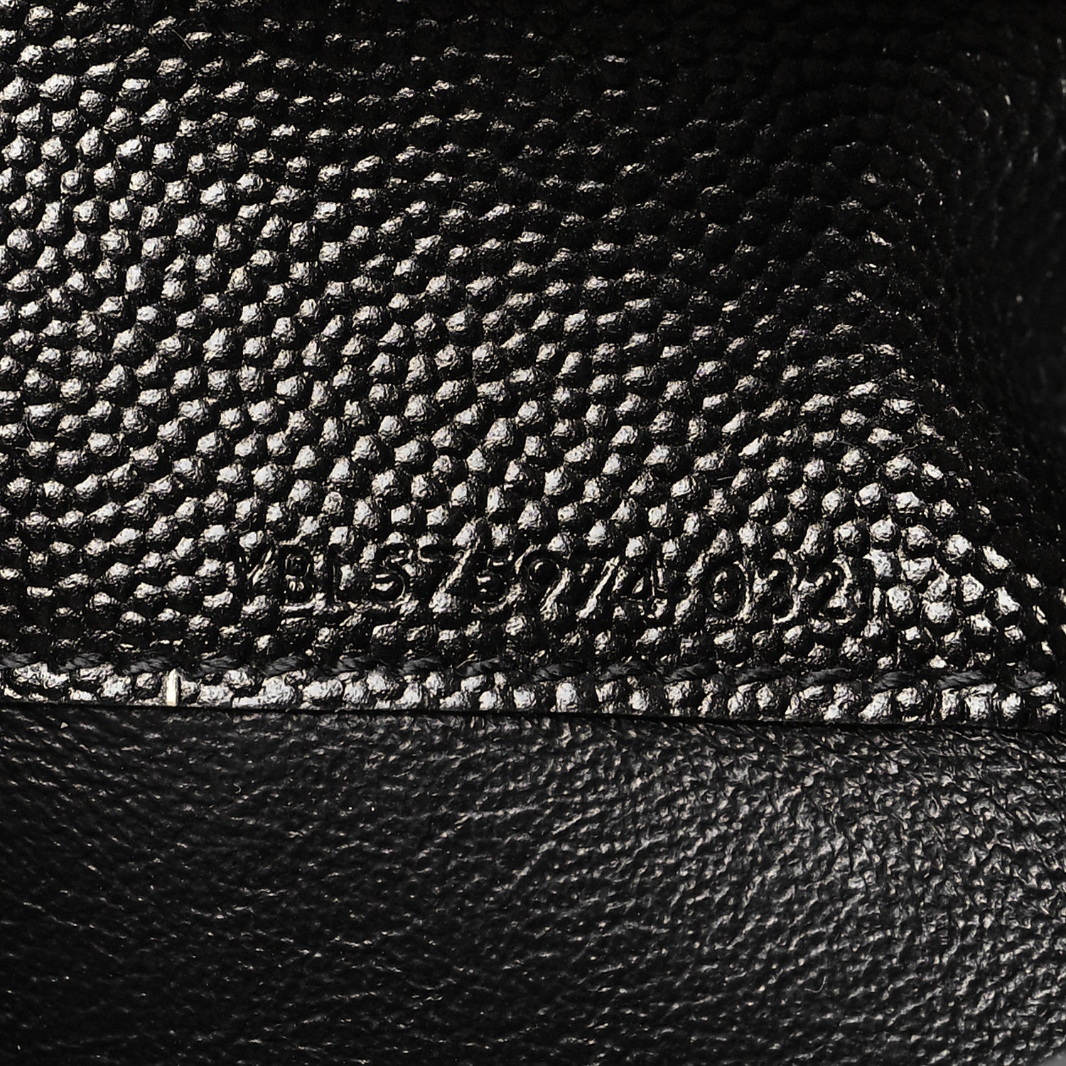 Saint Laurent Grain De Poudre Matelasse Chevron Monogram Zipped Two-Part Wallet Black 8 of 9