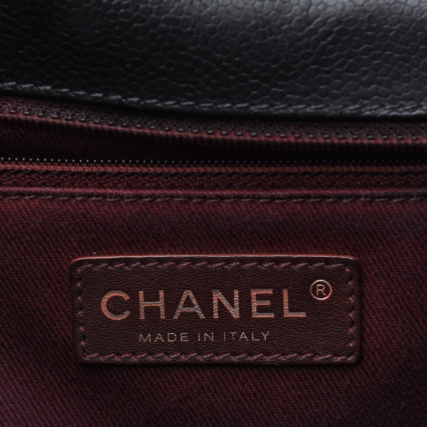 Crumpled Grained Calfskin Medium CC Crave Flap Black