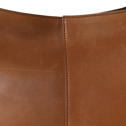 The Row Saddle Calfskin Camdem Shoulder Bag Cuir 7 of 9