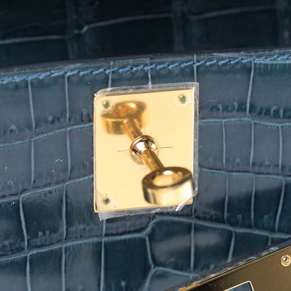 Hermes Shiny Porosus Crocodile Kelly Cut Pochette Colvert 22 of 23