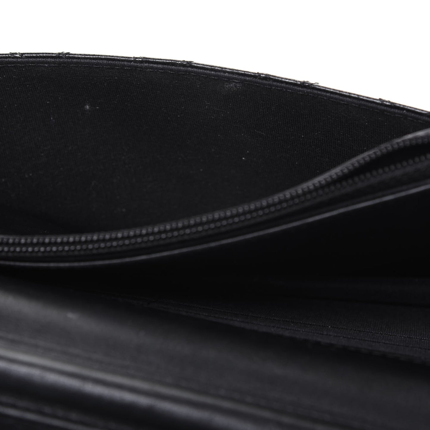 Lambskin Diamond Stitched Wallet On Chain WOC Black