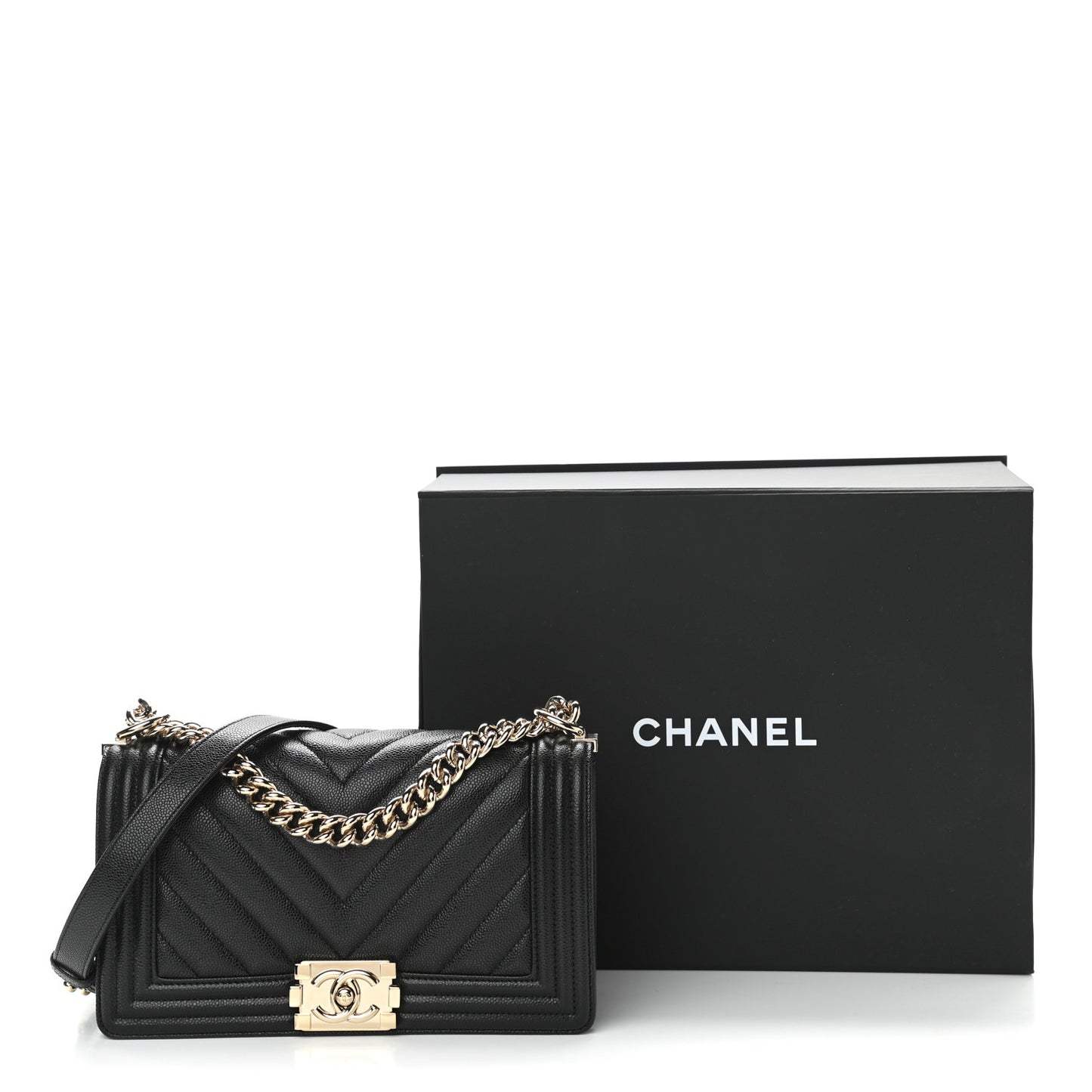 Caviar Chevron Quilted Medium Boy Flap Black