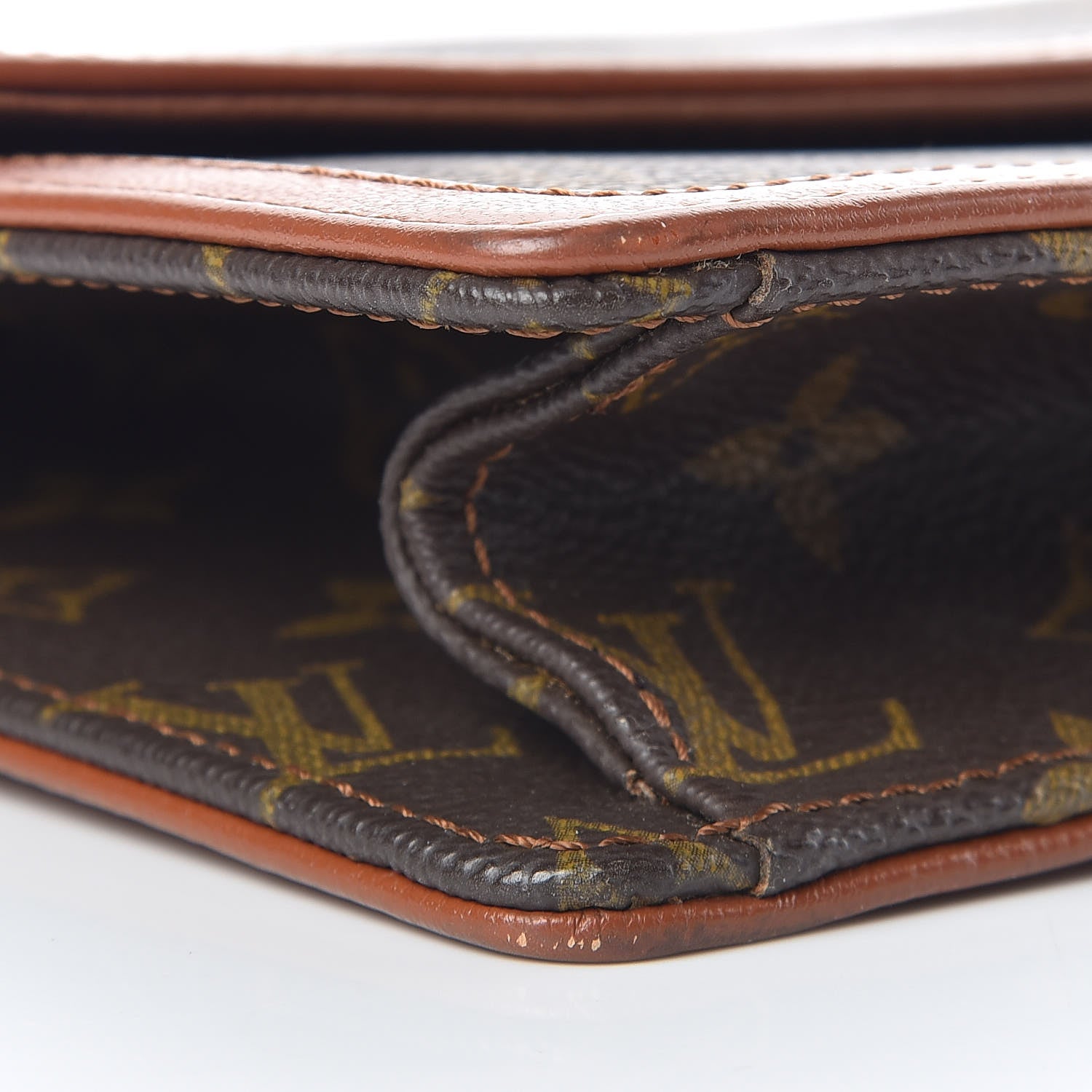 Louis Vuitton Monogram Pochette Dame 29 10 of 12