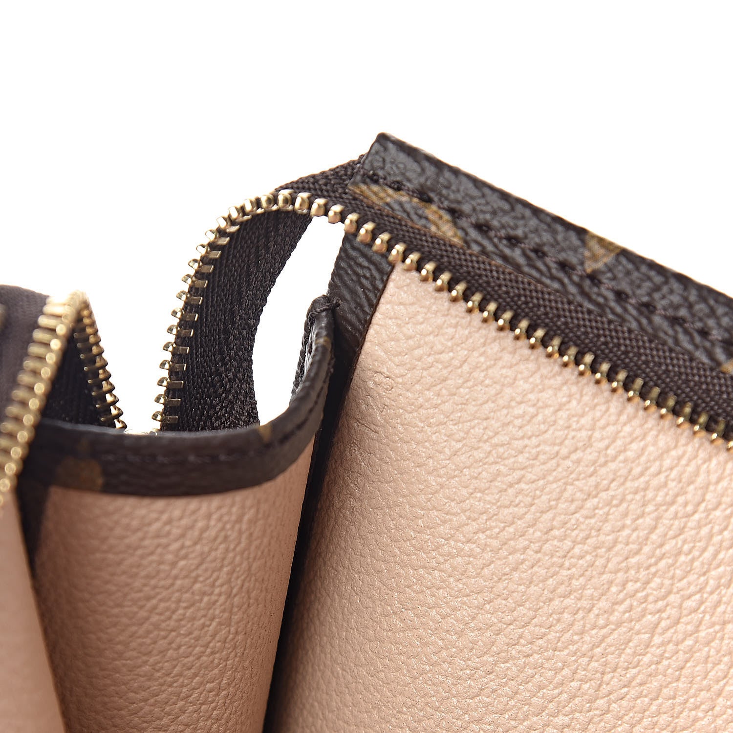 Louis Vuitton Monogram Toiletry Pouch 26 7 of 7