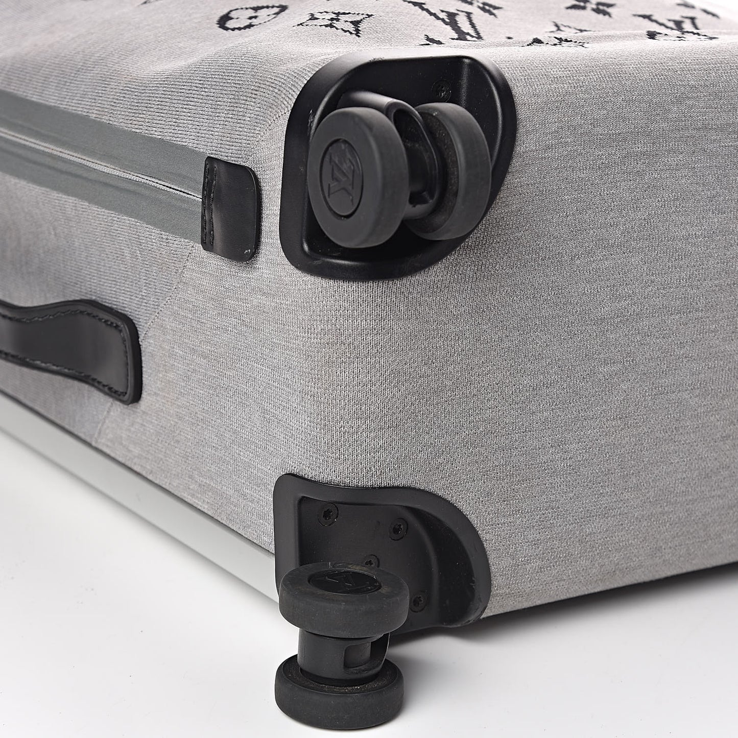 Knit Monogram Horizon Soft 55 Suitcase Grey