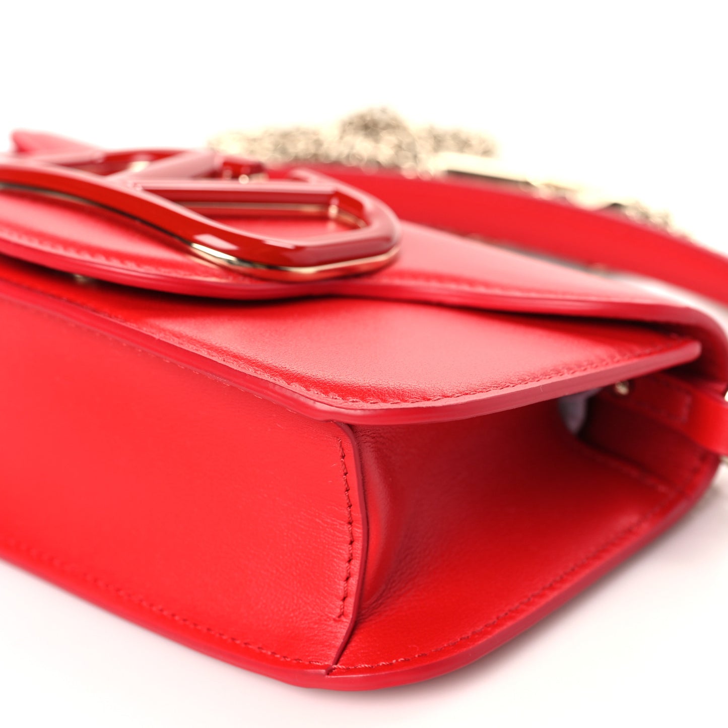 Calfskin Enamel Vlogo Small Loco Shoulder Bag Rouge Pur