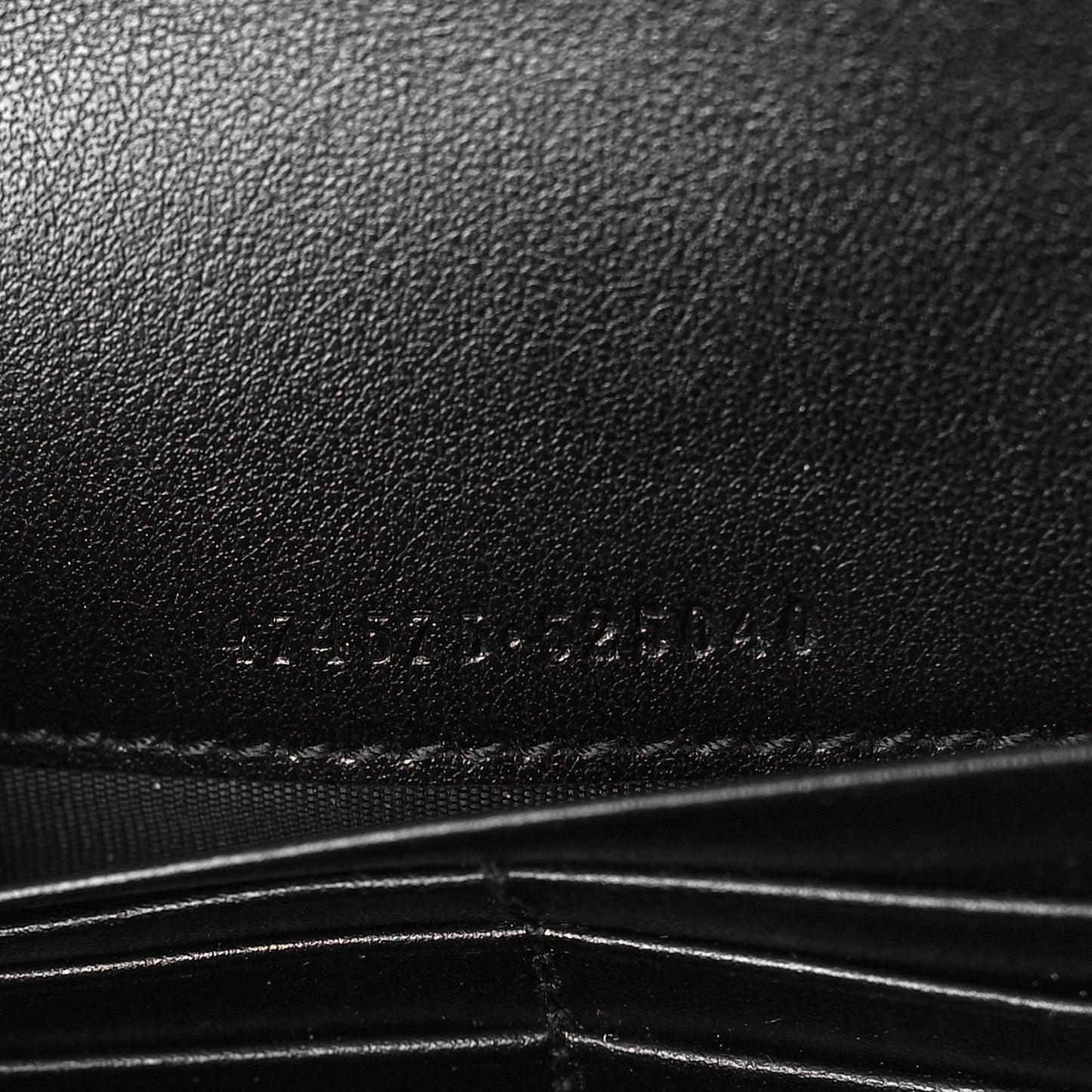 Calfskin Matelasse GG Marmont Chain Wallet Black