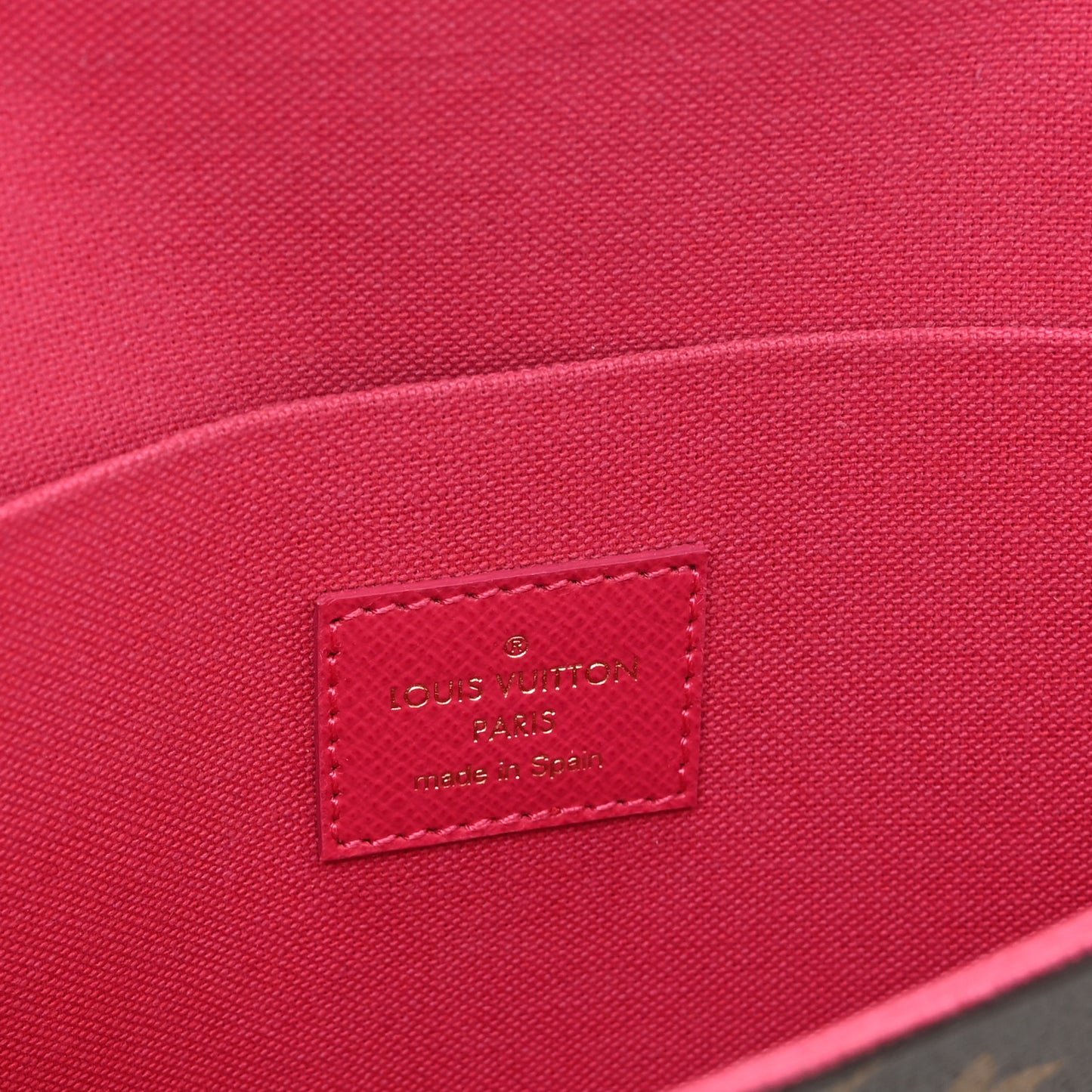 Monogram 2021 Christmas Animation Hollywood Pochette Felicie Chain Wallet Fuchsia