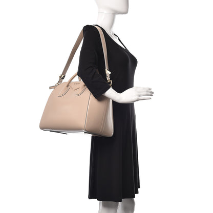 Givenchy Shiny Lord Calfskin Medium Antigona Sand 2 of 10