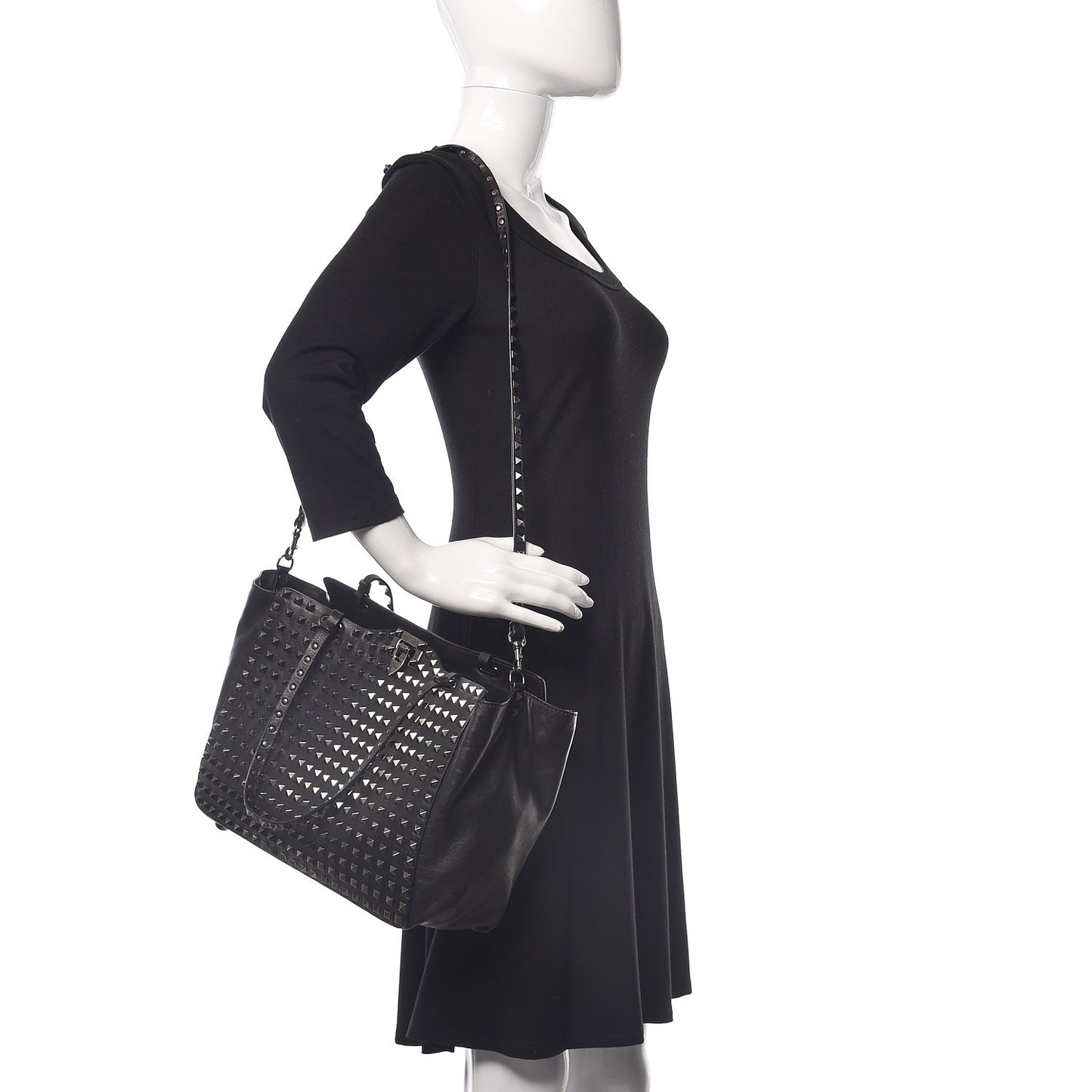 Vitello Medium Rockstud All Over Tote Black
