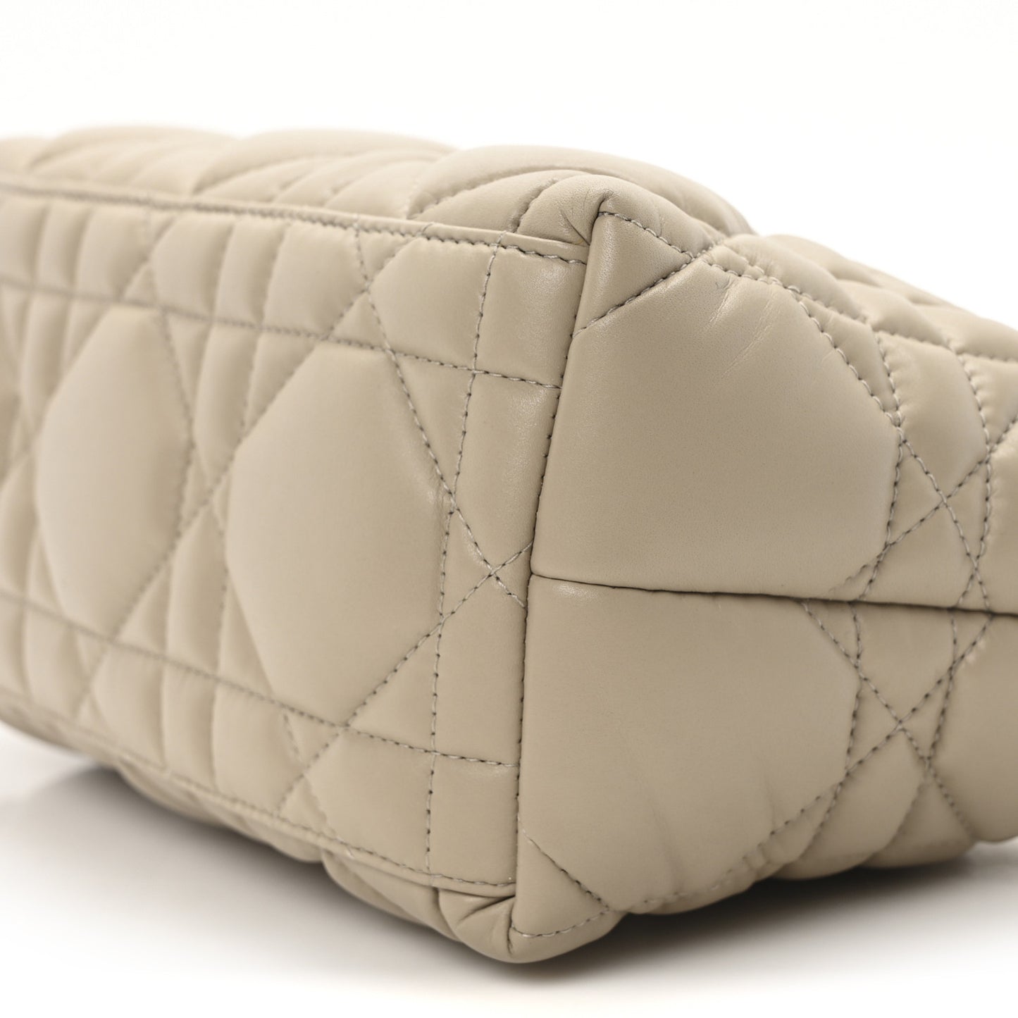 Calfskin Macrocannage Medium Diortravel Nomad Pouch Sand