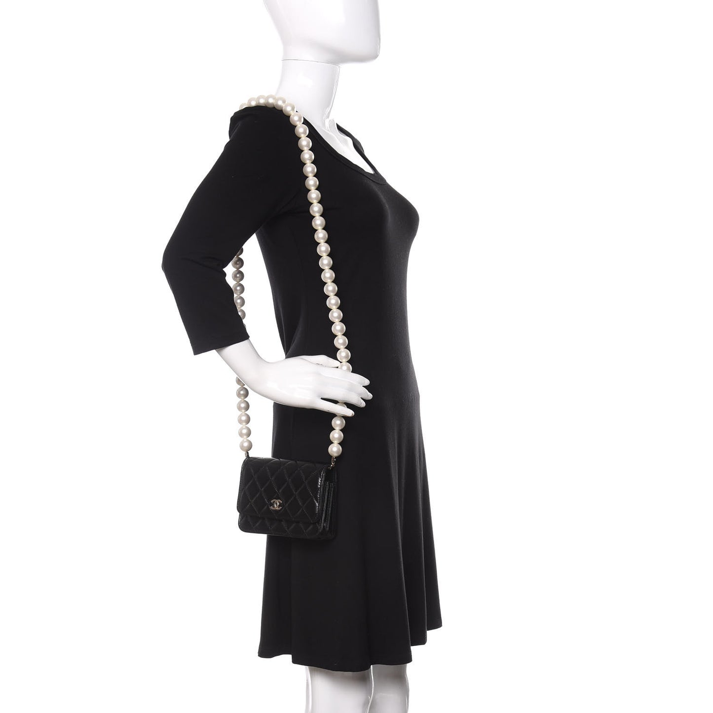 Calfskin Quilted Mini Maxi Pearls Wallet On Chain WOC Black