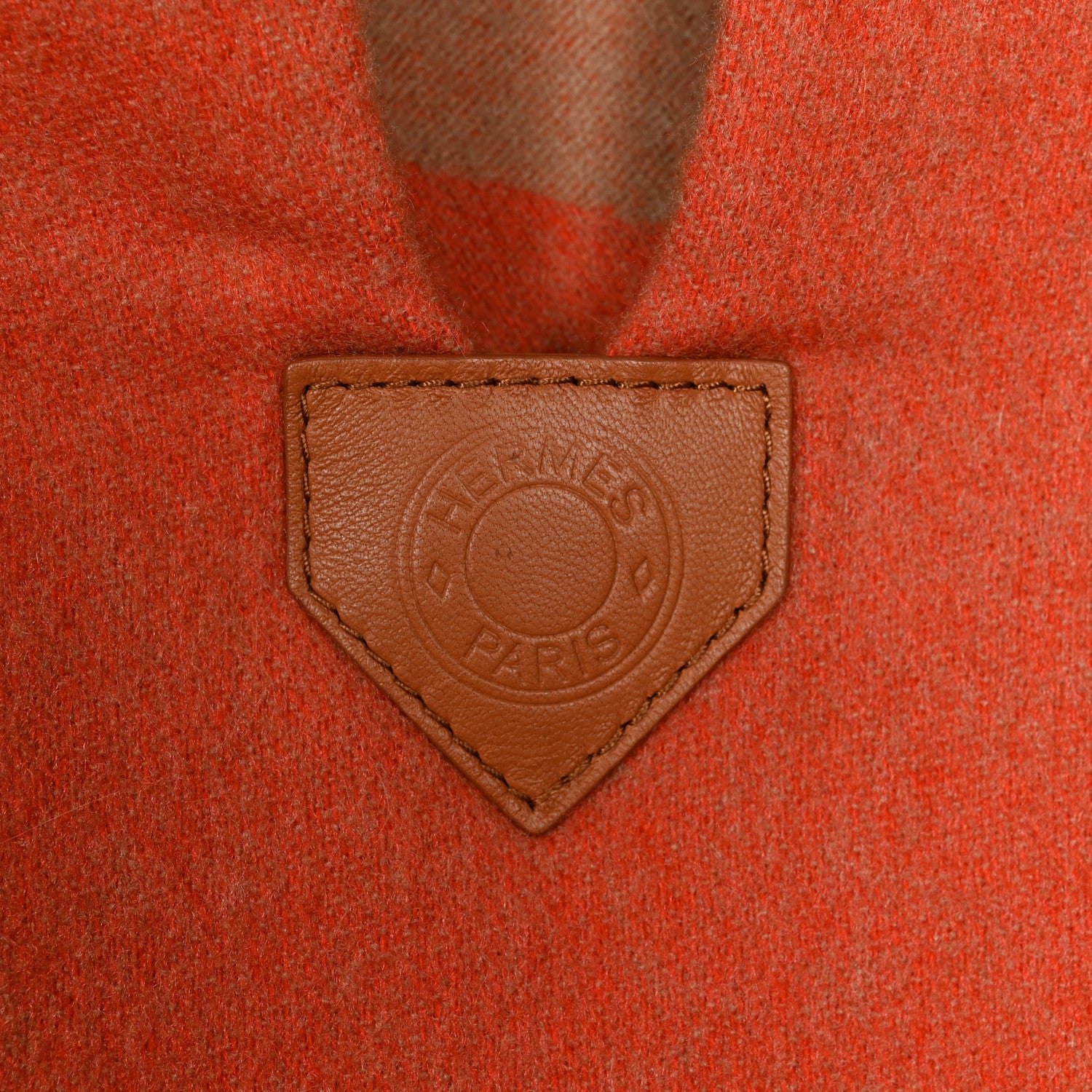 Hermes Cashmere Voltige Double Face Poncho Corail Creme 3 of 3