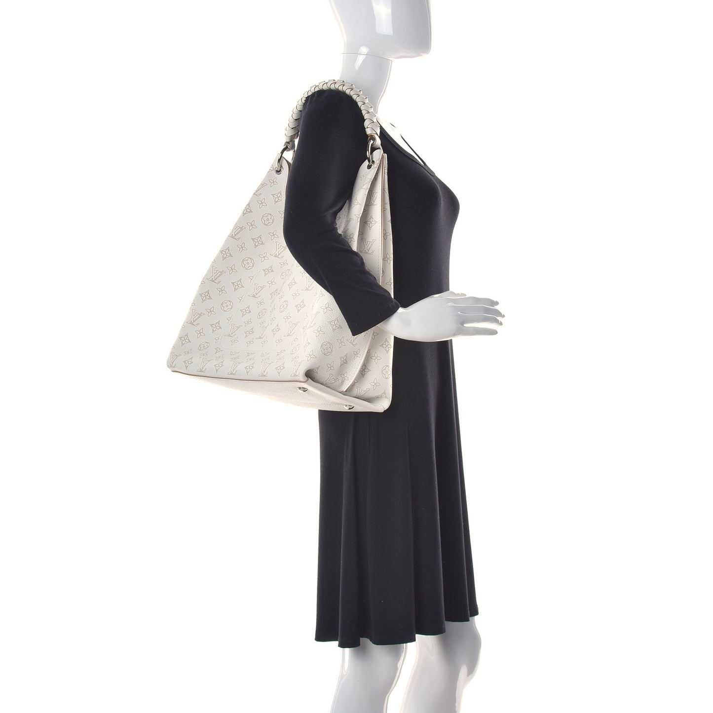 Mahina Carmel Hobo Snow