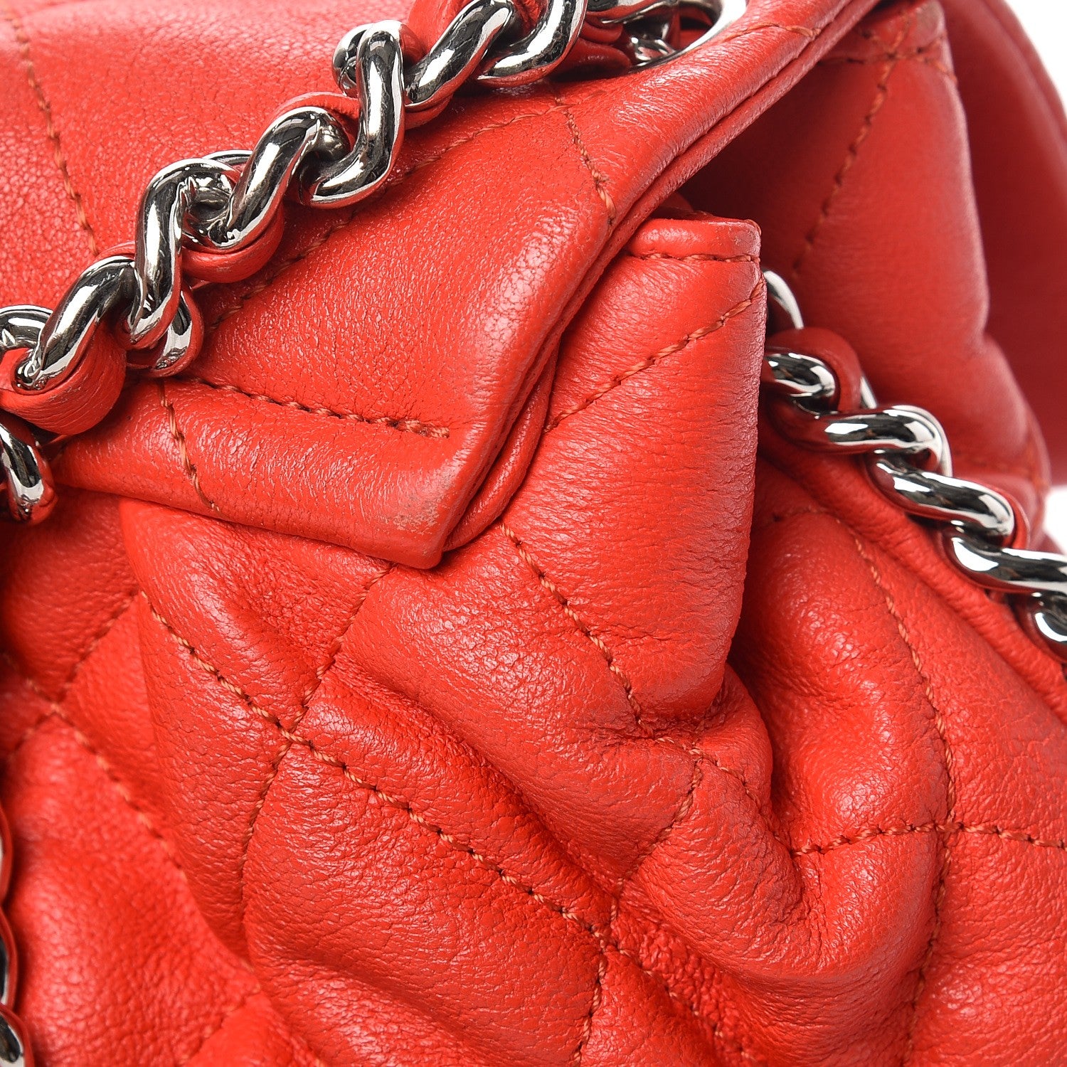 Chanel Washed Lambskin Chain Around Medium Messenger Red 10 of 15
