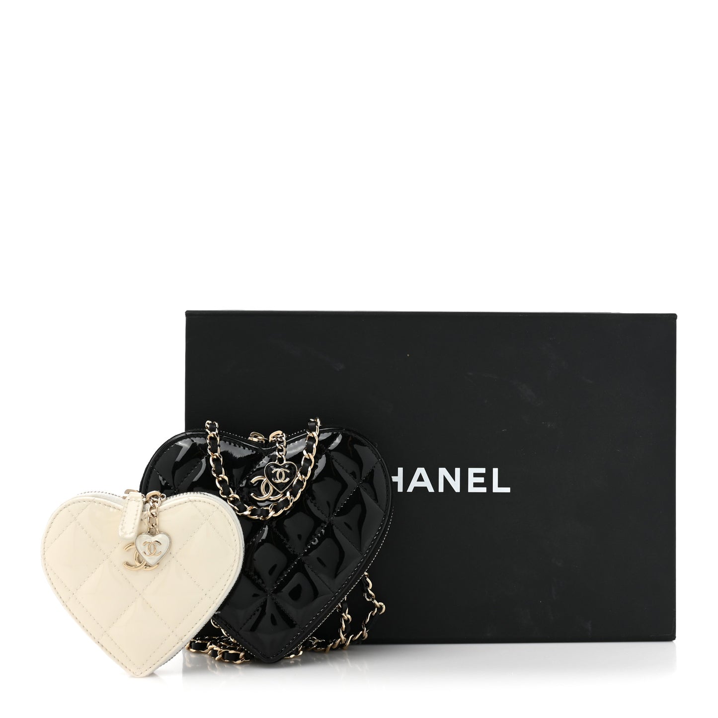 Patent Calfskin Resin Quilted CC Heart Clutch With Chain Black