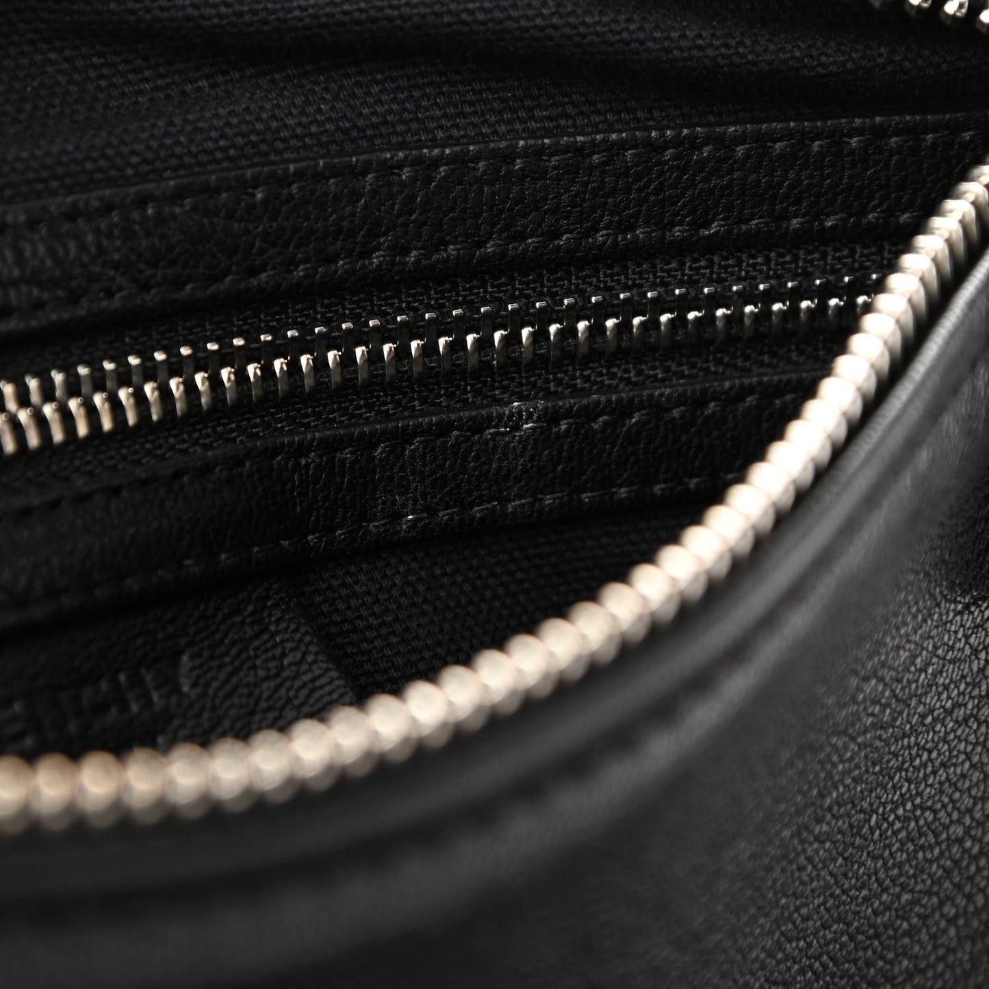 Sugar Goatskin Small Pandora Black