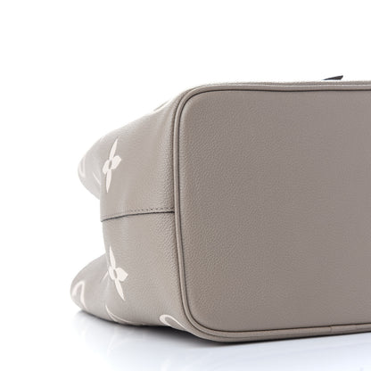 Louis Vuitton Empreinte Monogram Giant Neonoe MM Tourterelle Creme 8 of 11