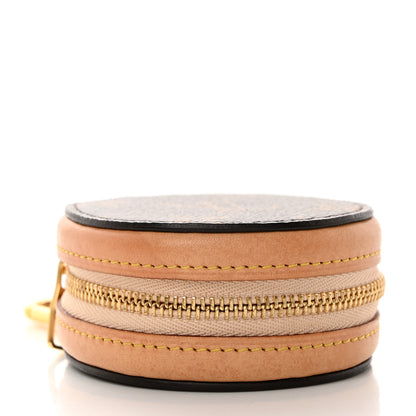 Louis Vuitton Monogram Horizon Wireless Earphones Case 4 of 8