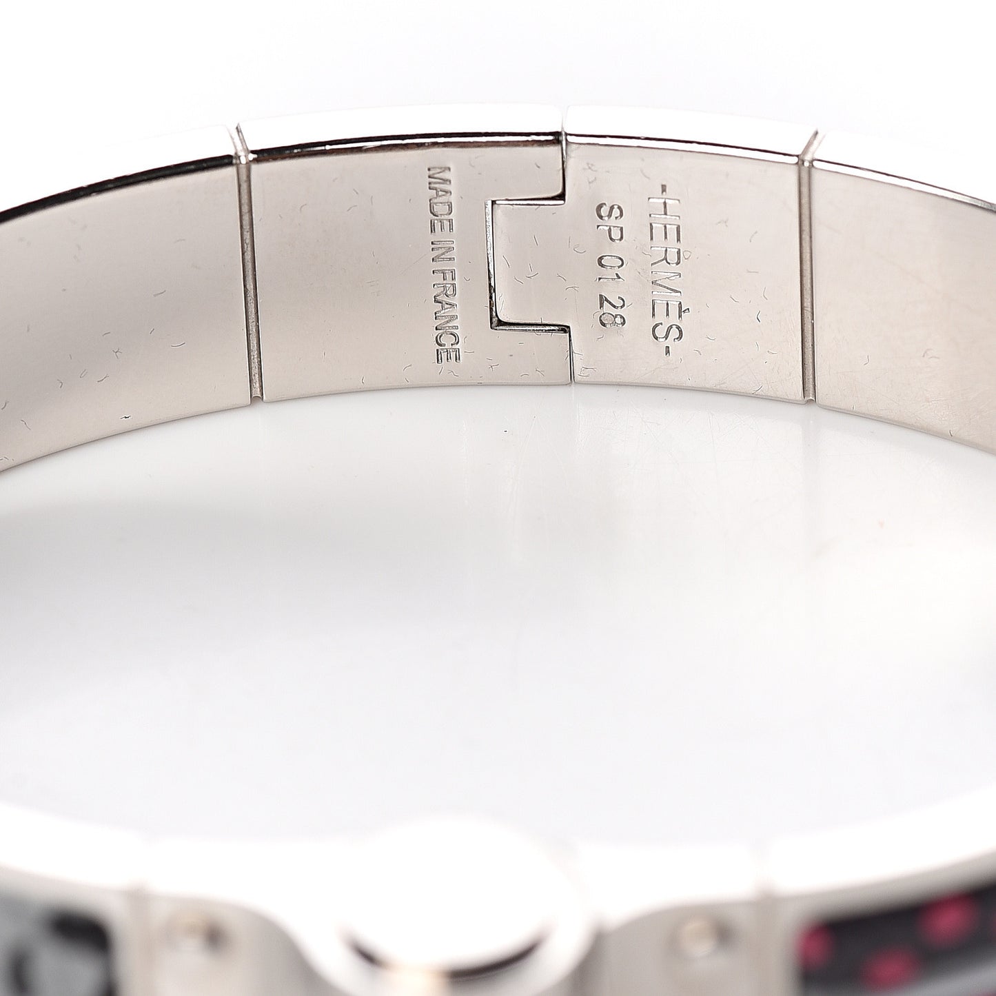 Enamel Printed Narrow Baobab Cat Hinged Bracelet S Faux Gris