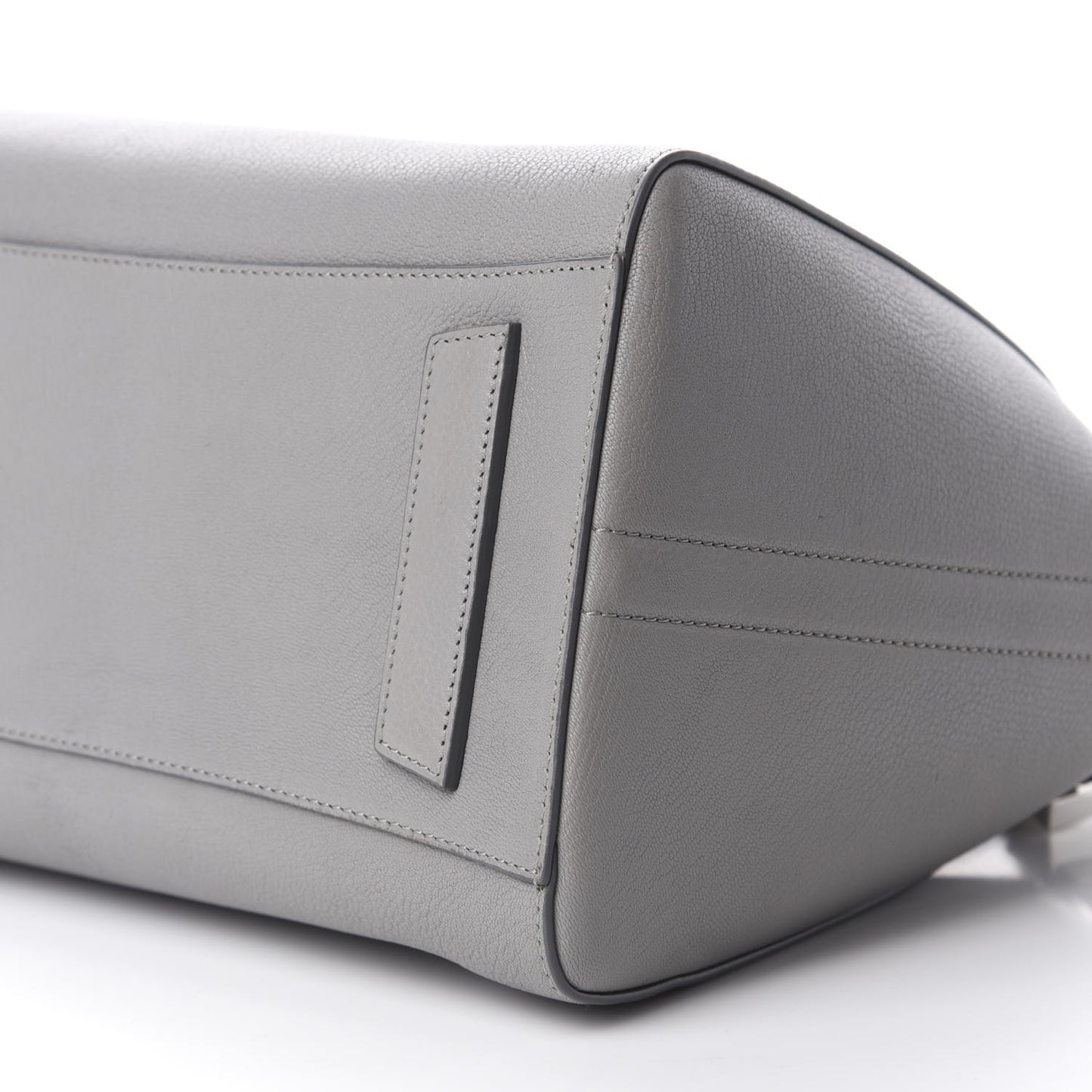 Sugar Goatskin Medium Antigona Pearl Grey