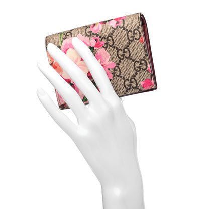 Gucci GG Supreme Monogram Blooms Card Case Beige Multicolor Dry Rose 2 of 9
