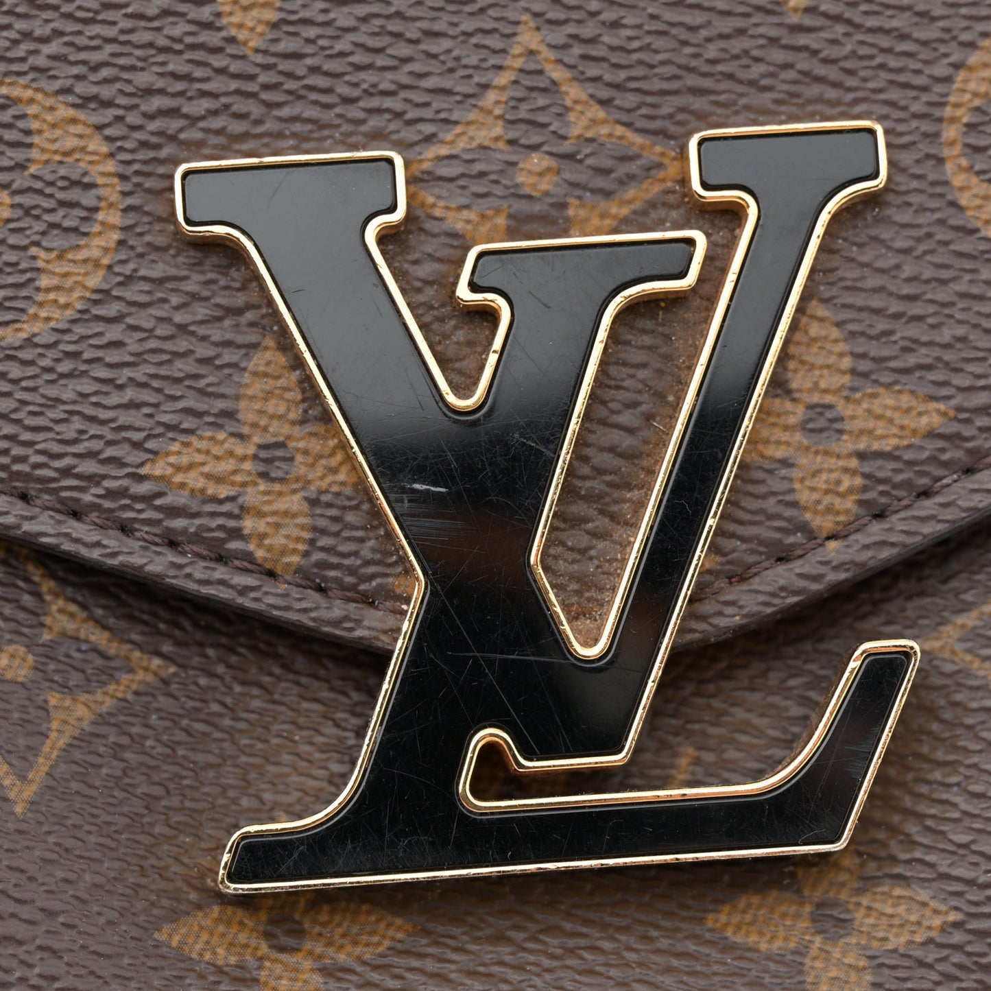 Monogram Passy