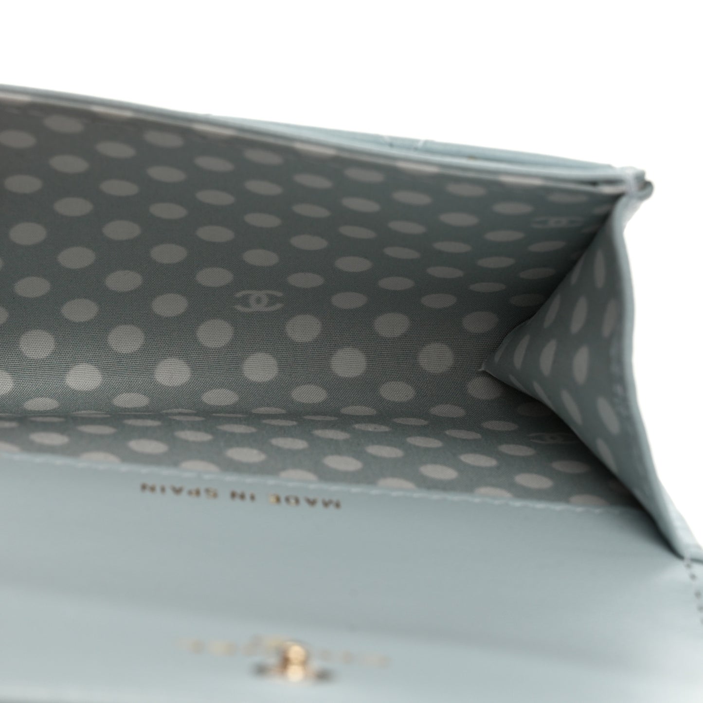 Lambskin Quilted Pearl CC Chanel Flap Card Holder Light Blue