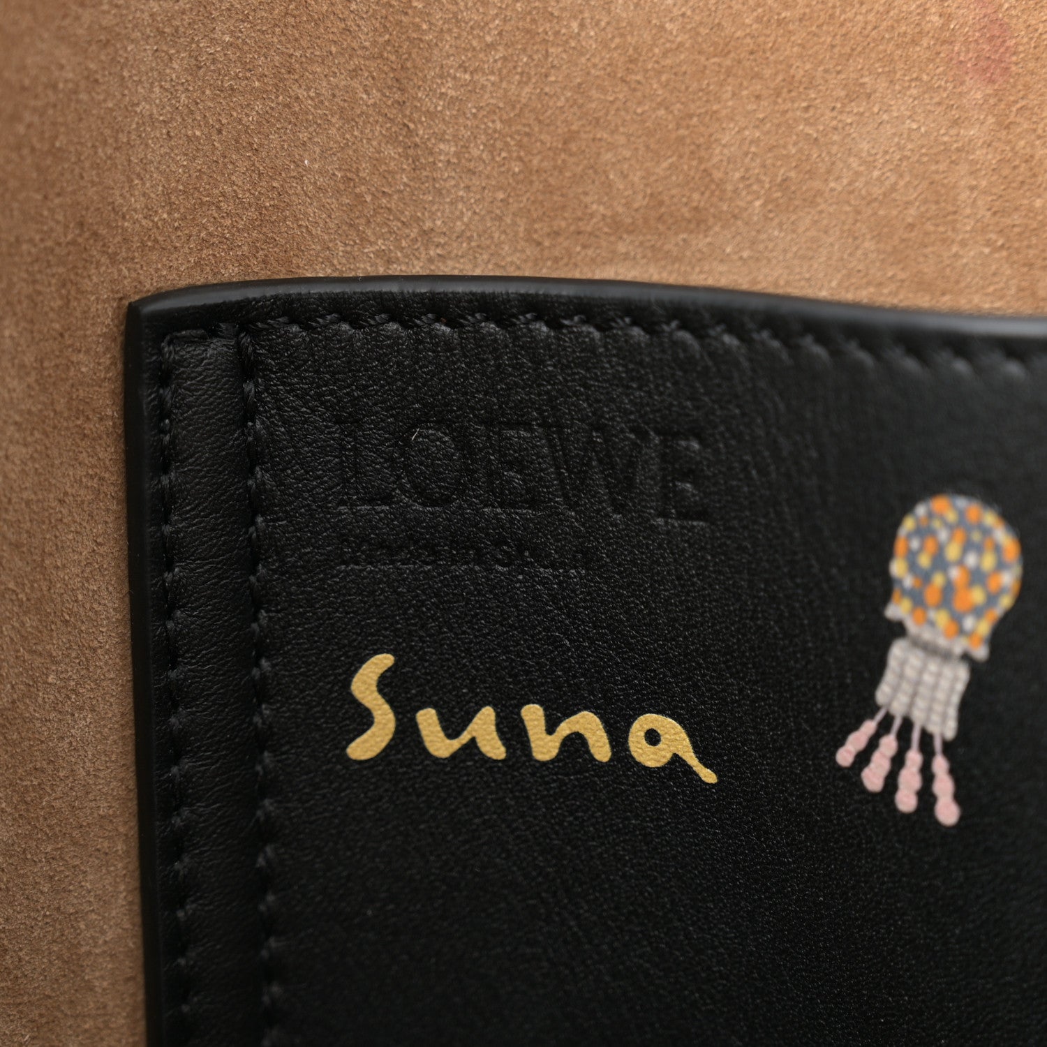 Loewe X SUNA FUJITA Smooth Calfskin Whale Medium Pebble Bucket Bag Black 6 of 11