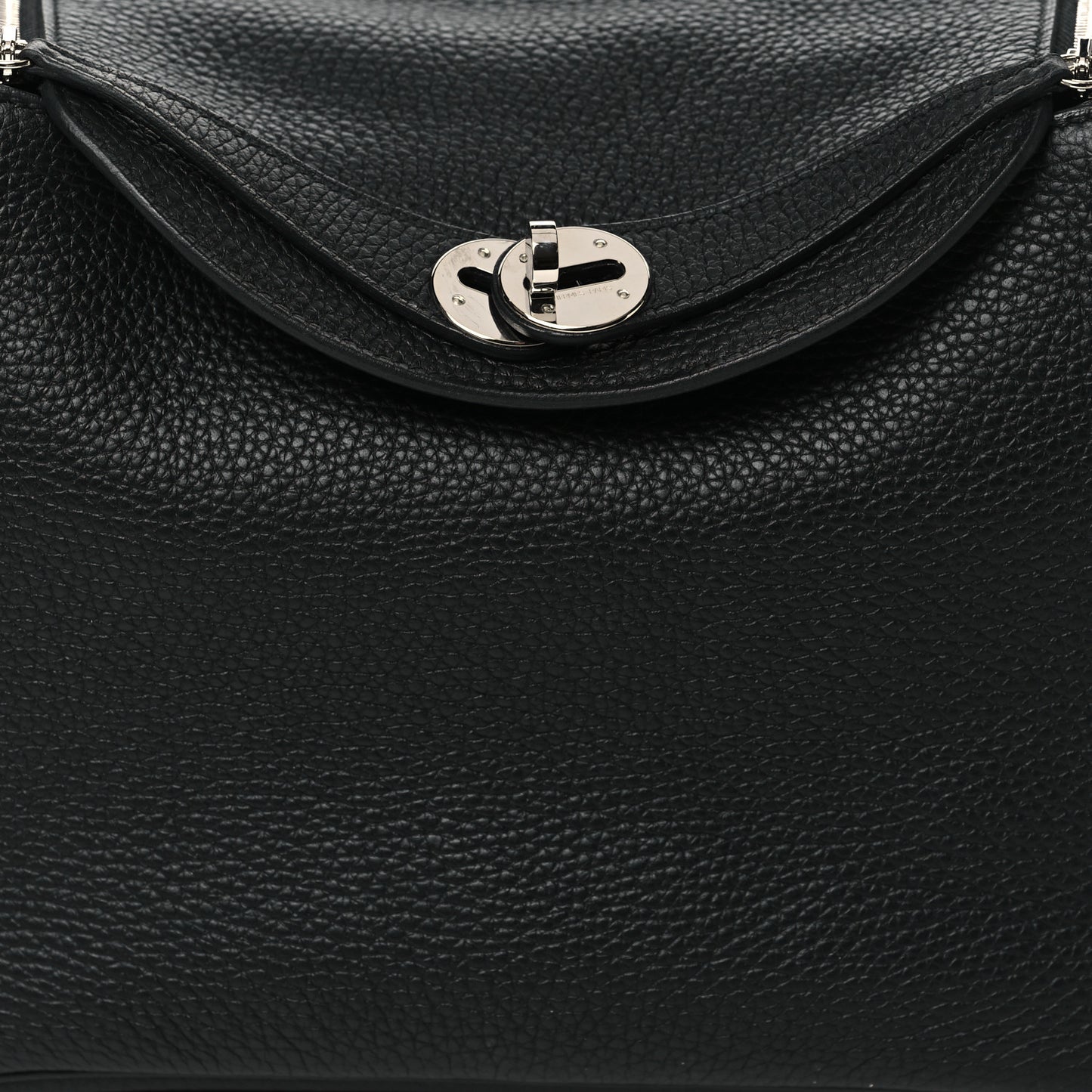 Taurillon Clemence Lindy 26 Black