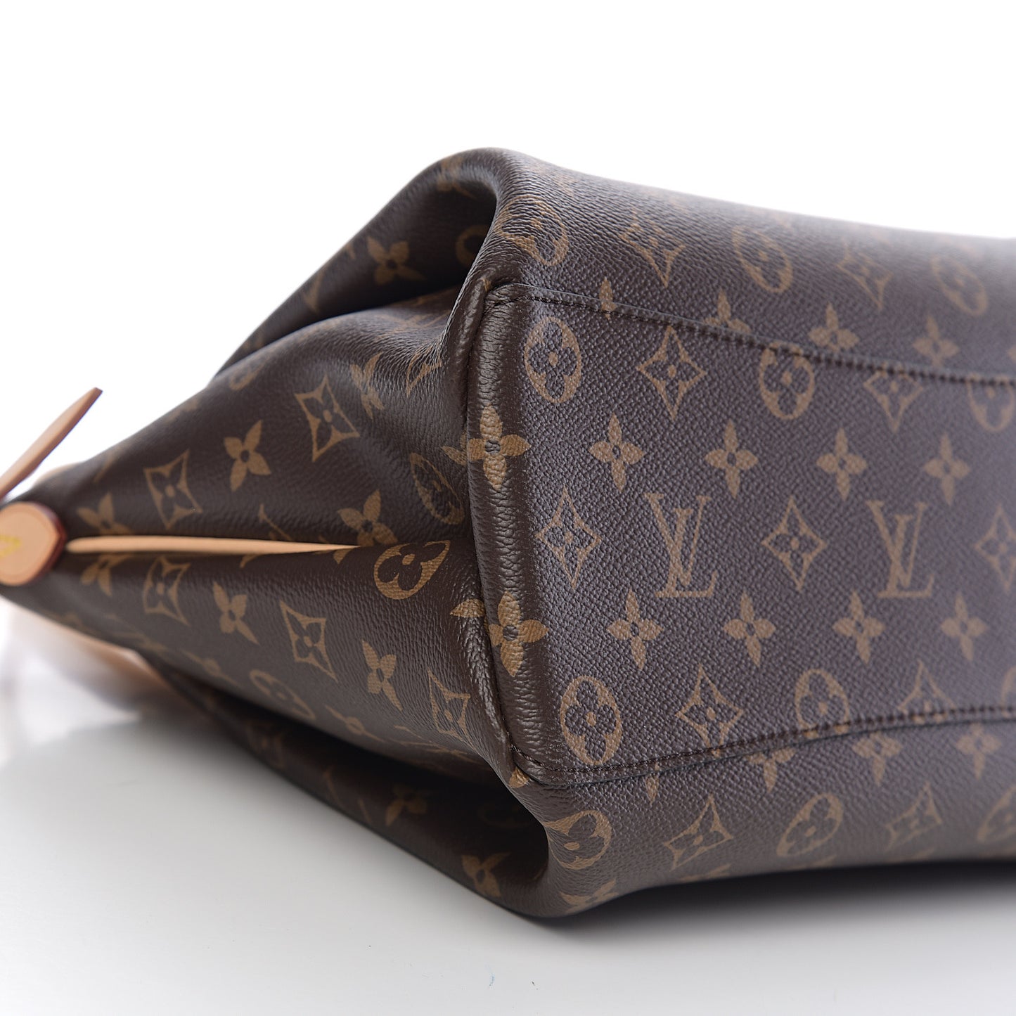 Monogram Rivoli MM