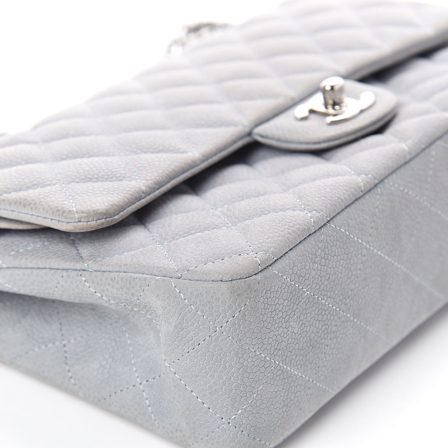 Iridescent Caviar Quilted Medium Double Flap Light Grey