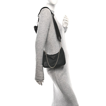 Prada Nylon Re-Edition 2005 Shoulder Bag Black 2 of 11