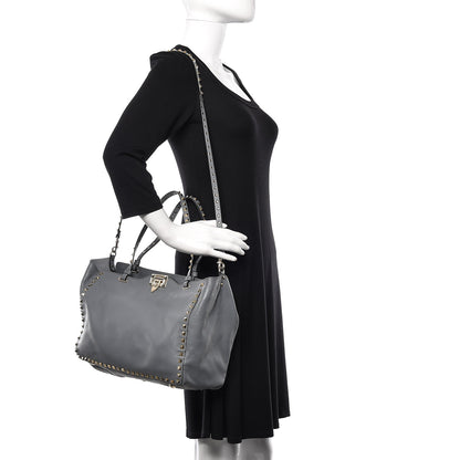 Valentino Garavani Vitello Medium Rockstud Tote Stone 2 of 18