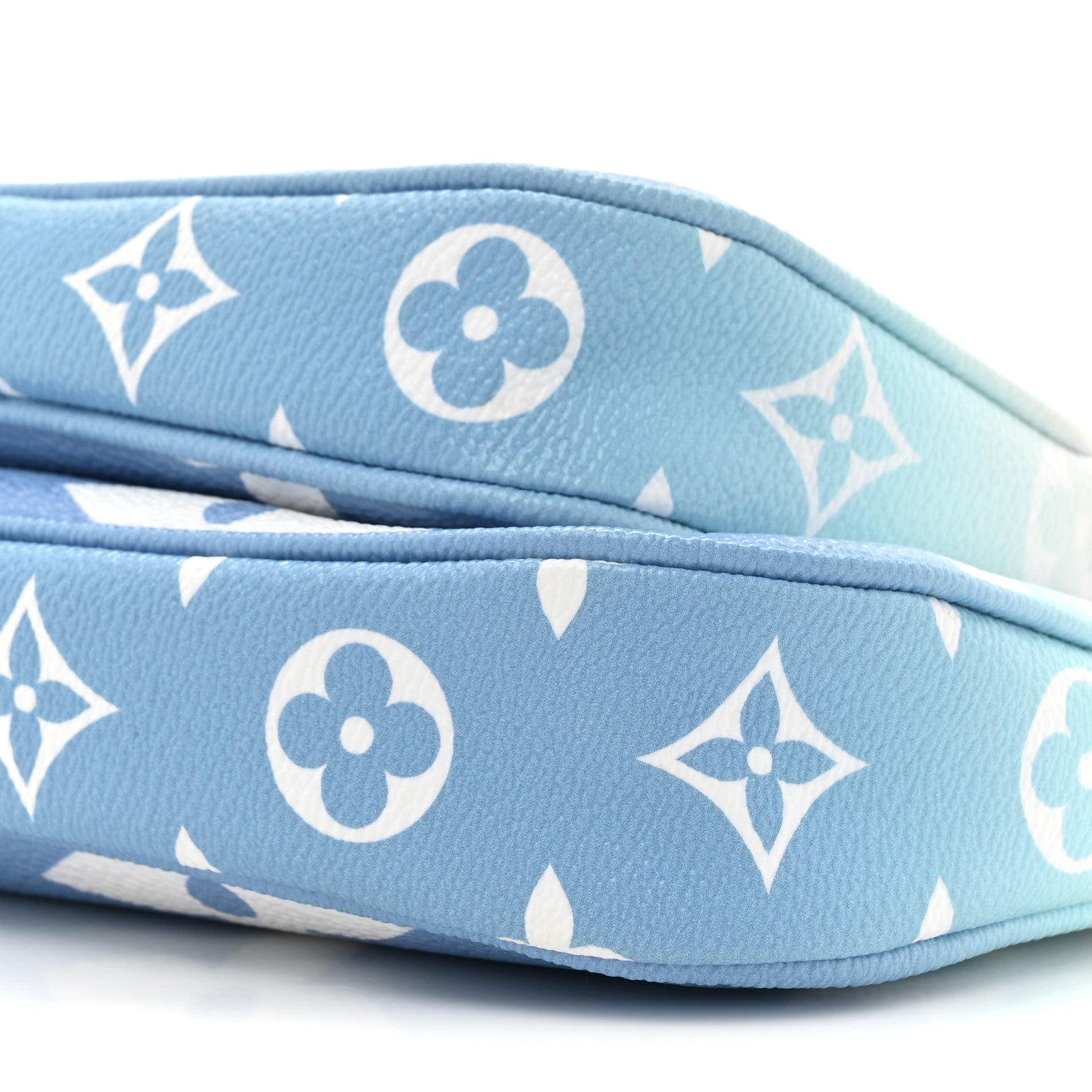 Louis Vuitton Monogram Giant By The Pool Multi Pochette Accessories Blue 10 of 11