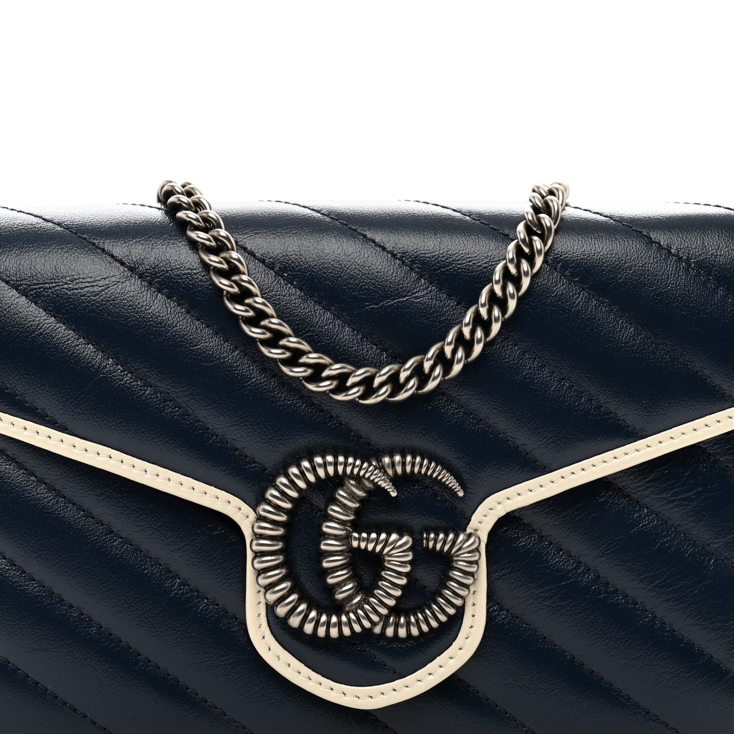Gucci Vintage Effect Calfskin Matelasse Diagonal Torchon GG Marmont Chain Wallet Blue Agata Mystic White 5 of 11