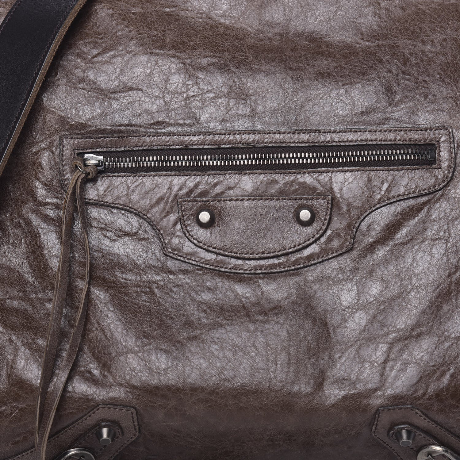 Balenciaga Agneau Besace Messenger Flap Bag 8 of 10