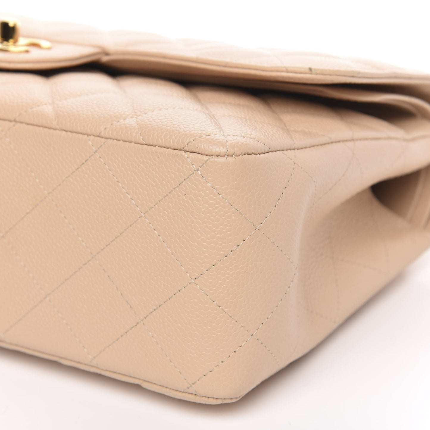 Caviar Quilted Jumbo Double Flap Beige Clair