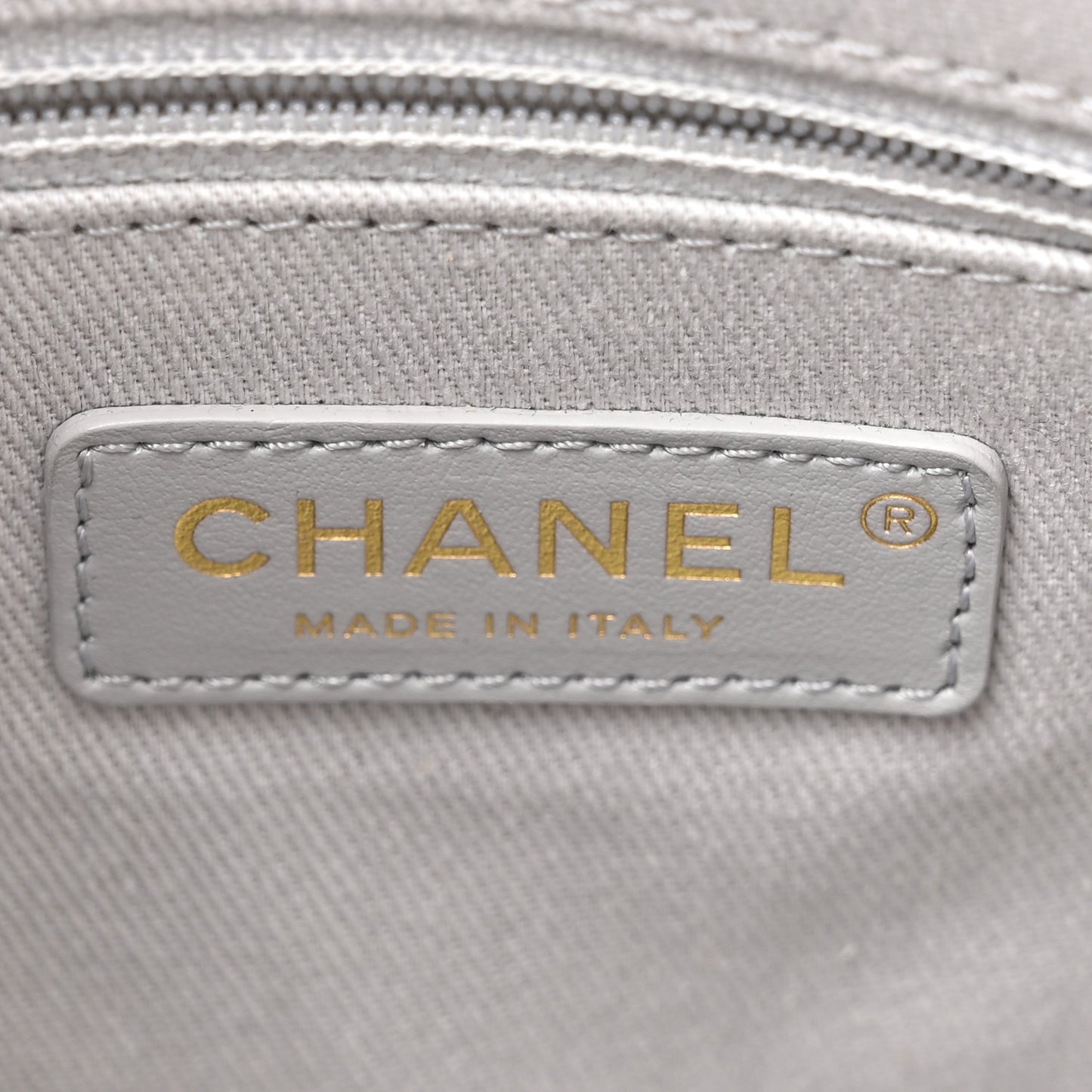Grained Calfskin Stitched Small Drawstring Bag Grey