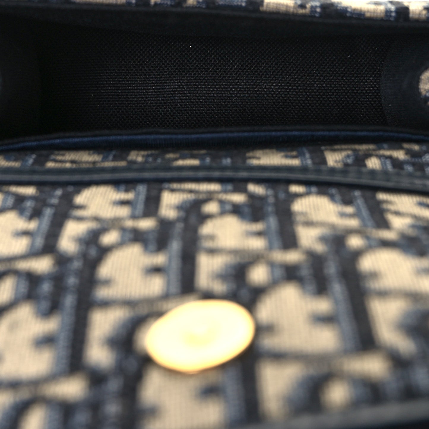 Oblique Nano 30 Montaigne Pouch Blue