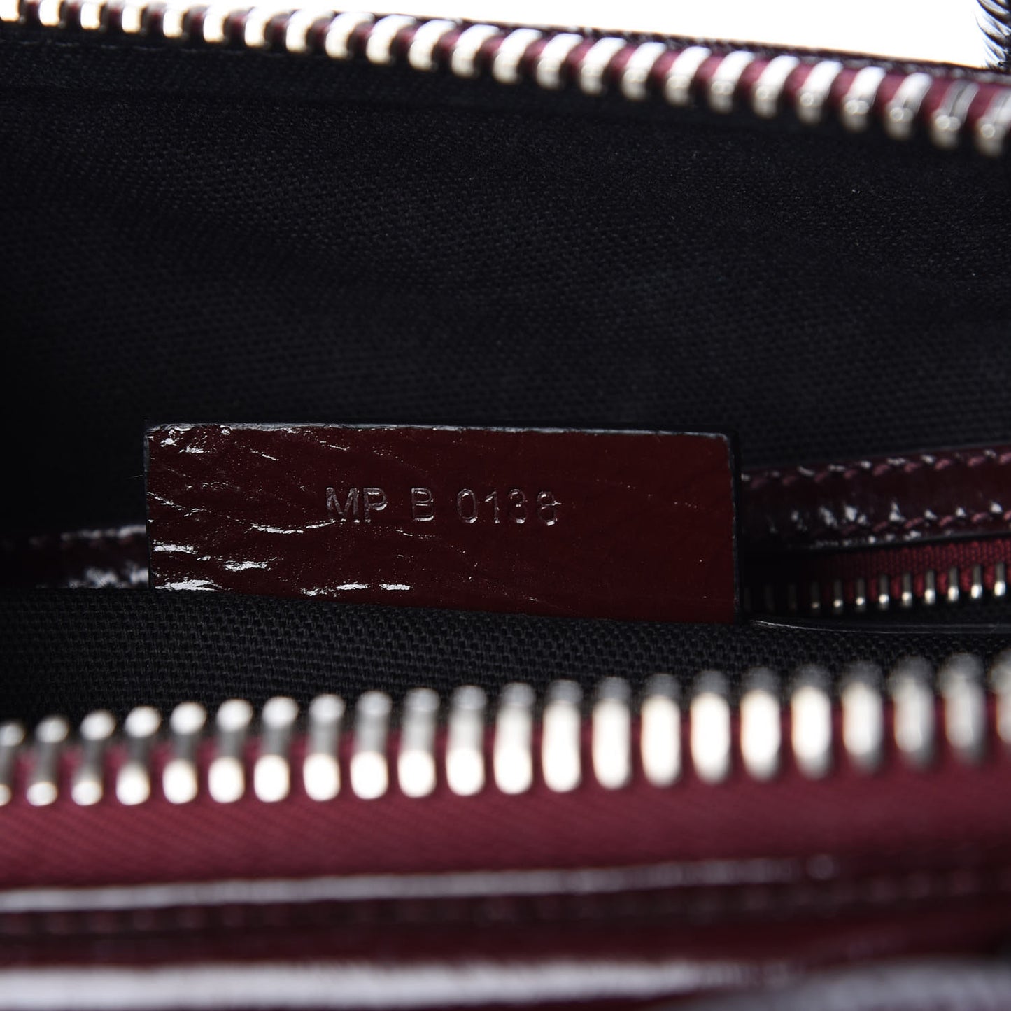 Crinkled Patent Calfskin Small Antigona Aubergine