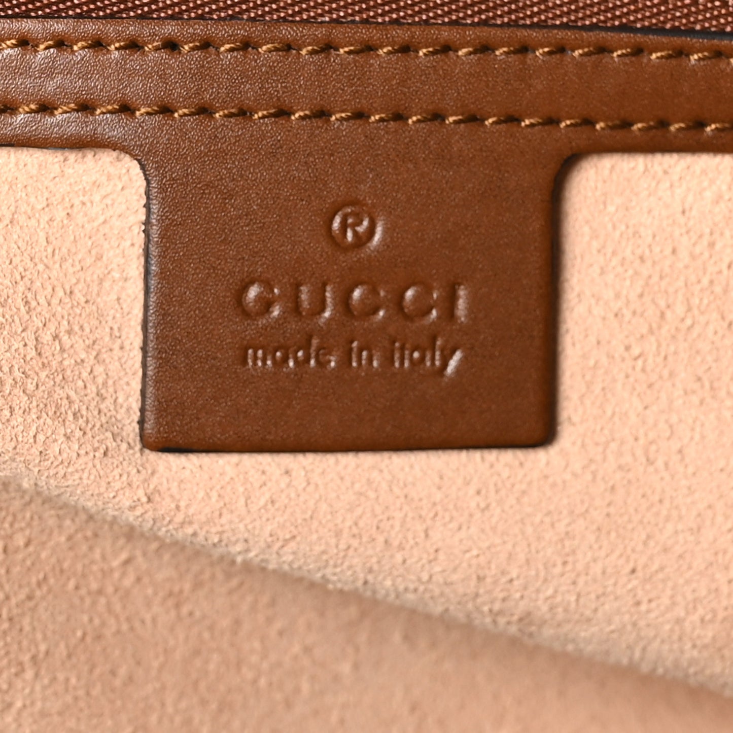 Soft GG Supreme Monogram Small Crossbody Tote Beige Cuir