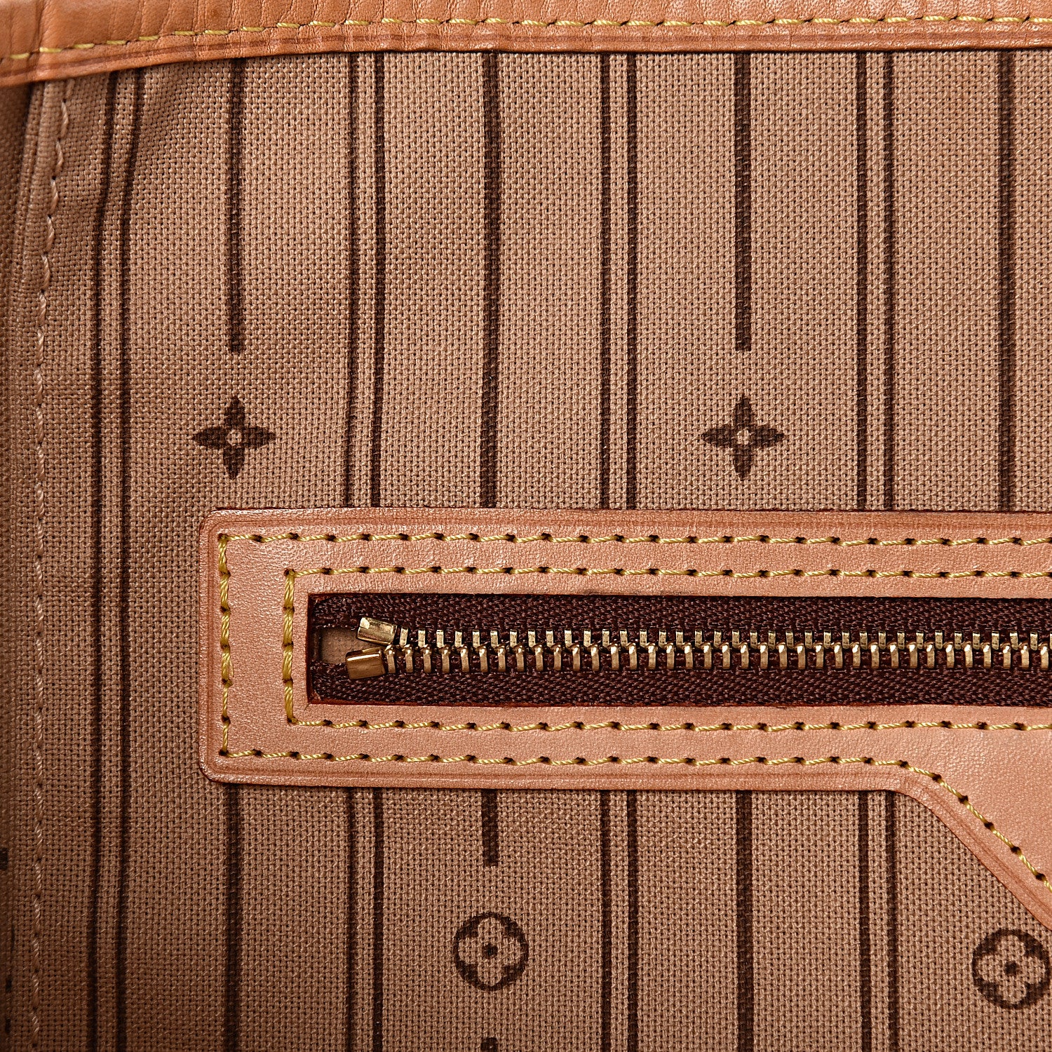 Louis Vuitton Monogram Neverfull MM 10 of 16