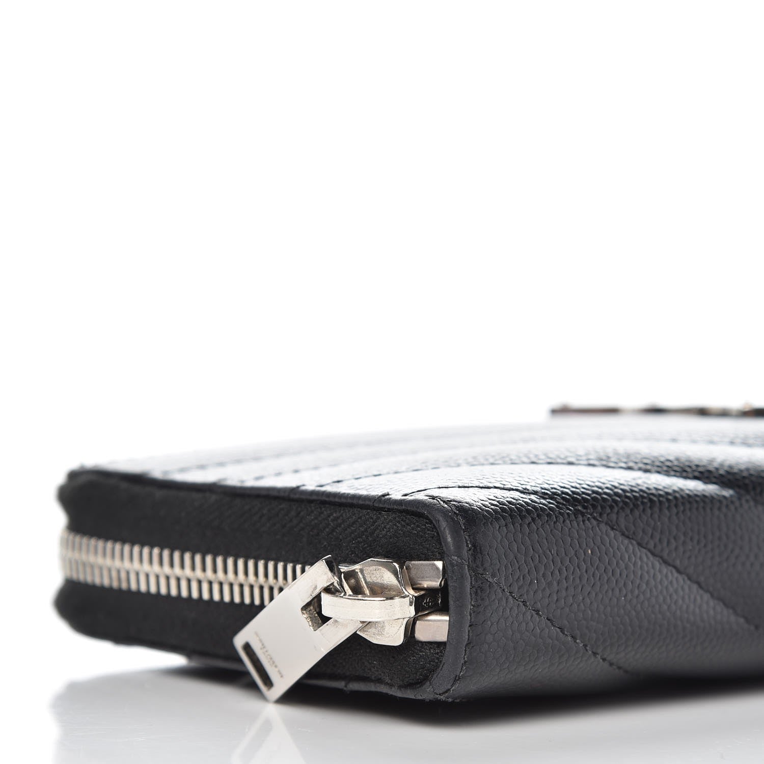 Saint Laurent Grain De Poudre Matelasse Chevron Monogram Zip Around Wallet Black 8 of 9