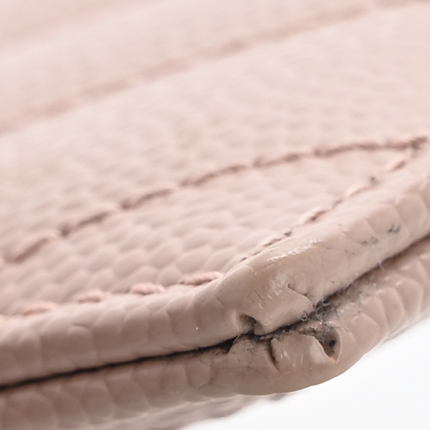 Saint Laurent Grain De Poudre Matelasse Chevron Monogram Credit Card Case Pale Pink 13 of 16
