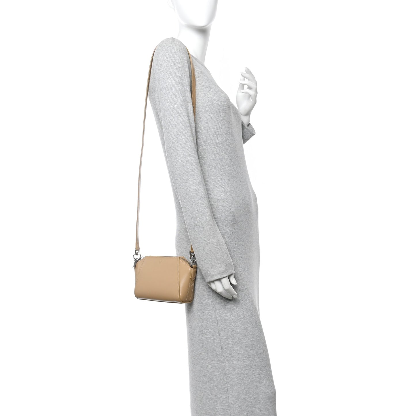 Smooth Calfskin Nano Antigona Beige Cappuccino